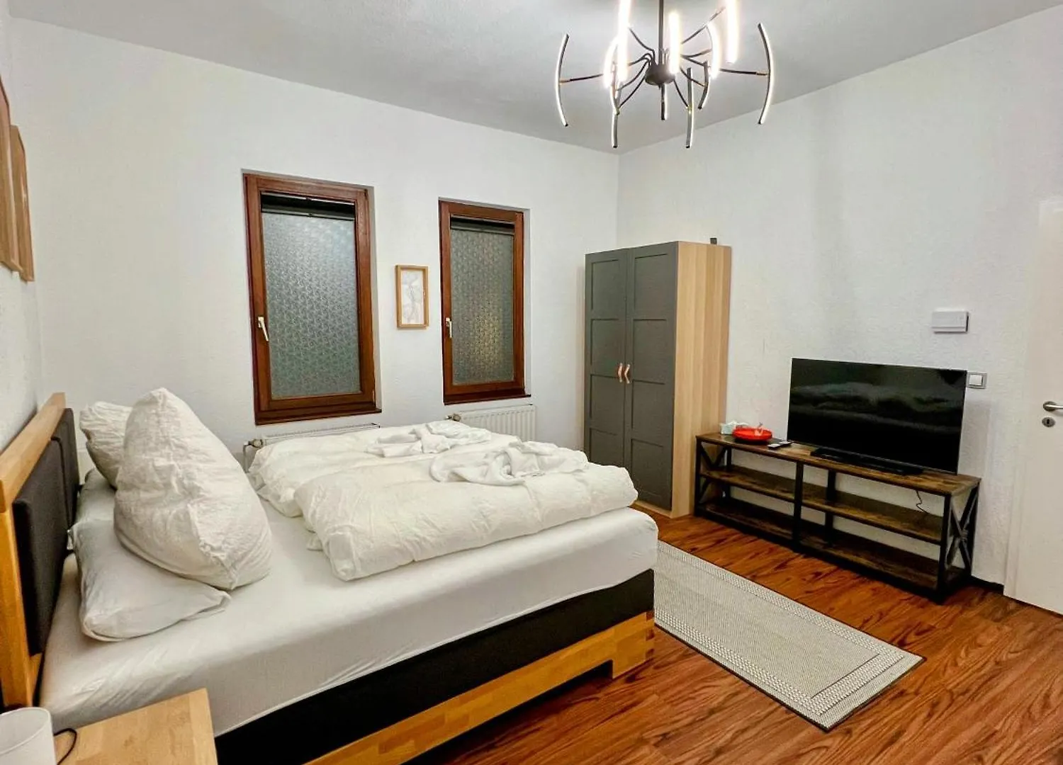 Sahara Hosting Apartments Nuernberg City Room 1 & 3  纽伦堡